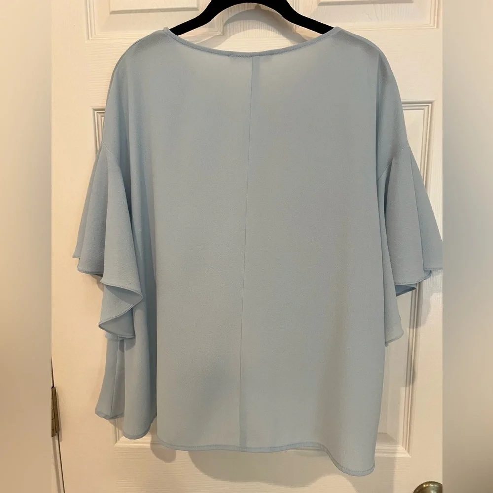 Caramela Preppy Baby Blue Drop Sleeve Blouse with Drop Neck Size Medium